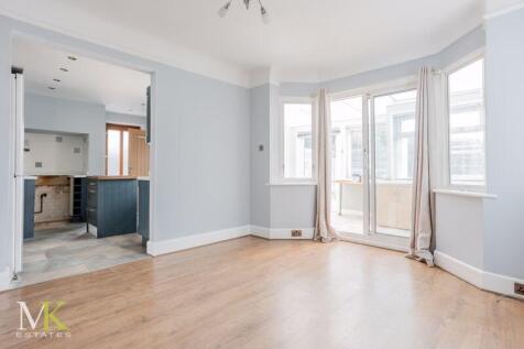Dining room / kitchen