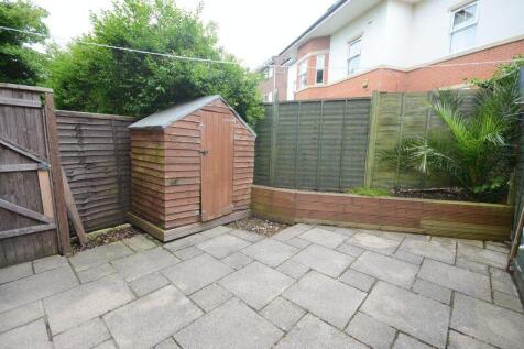PRIVATE PATIO