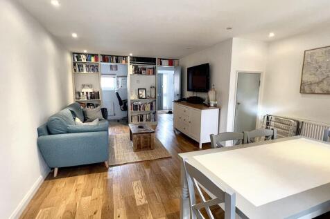 Property Image 4