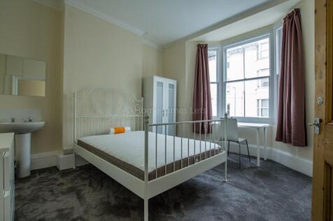 BuckinghamStreet21 BedroomA.JPG