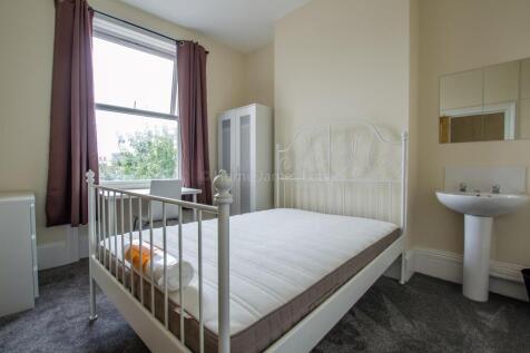 BuckinghamStreet21 BedroomB.JPG