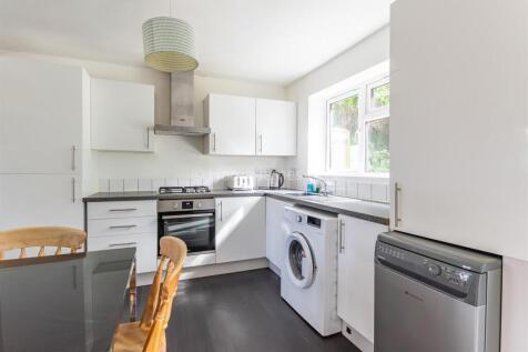 17898032 Kitchen(3).jpg