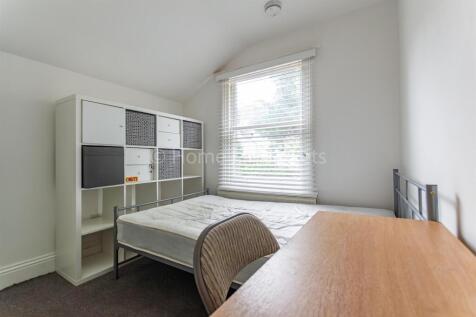 17897842-Bedroom21.jpg
