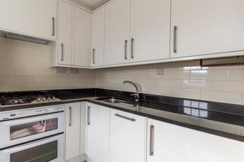 Portland Place 20 F6 Kitchen.jpg