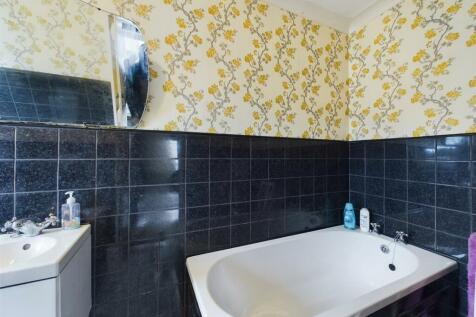 Bedroom 2 En Suite