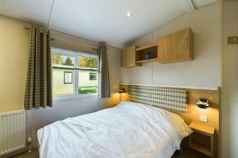 Double Bedroom 2 with En Suite