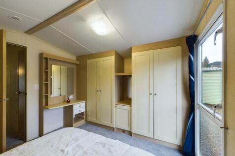 Double bedroom with en suite