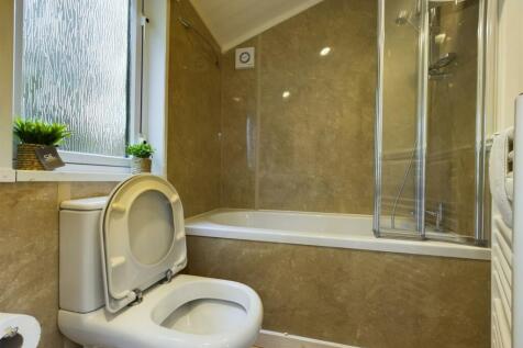 Double bedroom with en suite
