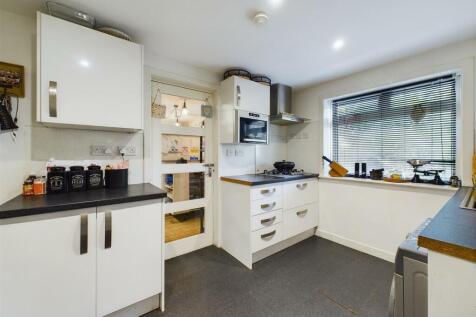 RESIDENTIAL KITCHEN