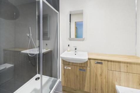 BEDROOM 3 EN-SUITE