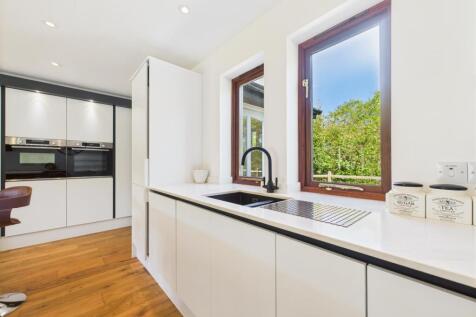 Kitchen and Diner