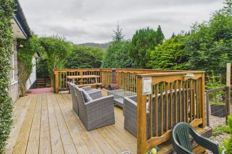 DECKED TERRACE