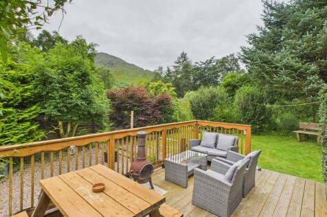 DECKED TERRACE