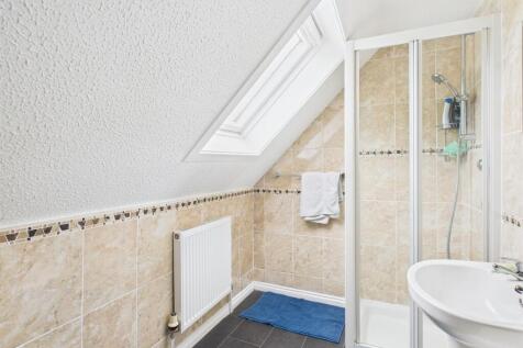 BEDROOM 2 EN-SUITE