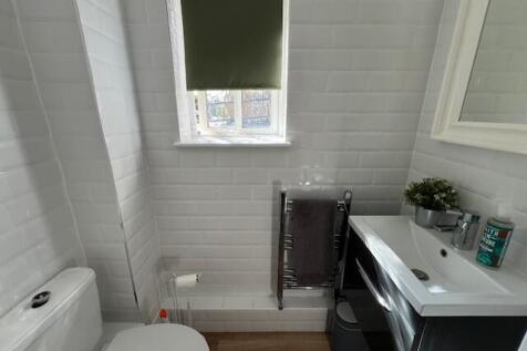 Cloakroom/wc