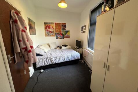 1ar.room2.JPG