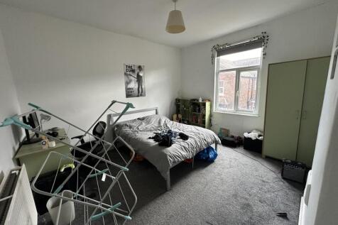 3aa.room2.JPG