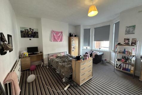 9aa.room4.JPG