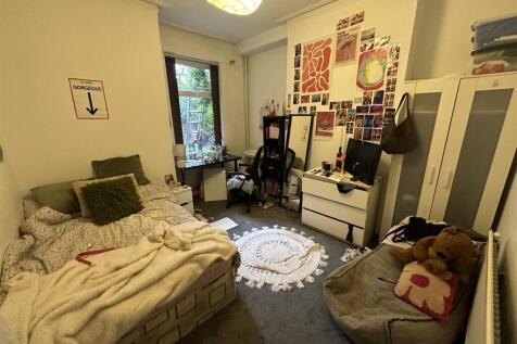15br.room1.jpg