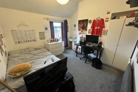 15br.room4.jpg