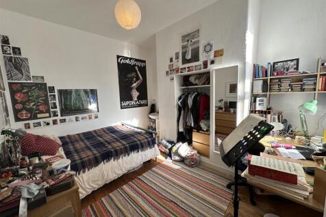 17ba.room2.JPG