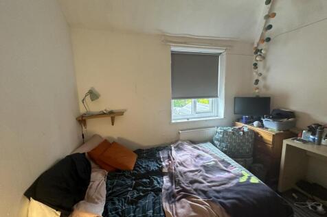 Bedroom4