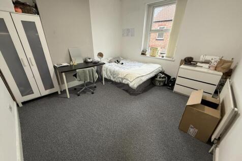 room2.JPG
