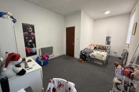 room3.JPG