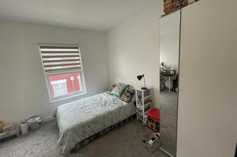 13ds.room3.JPG