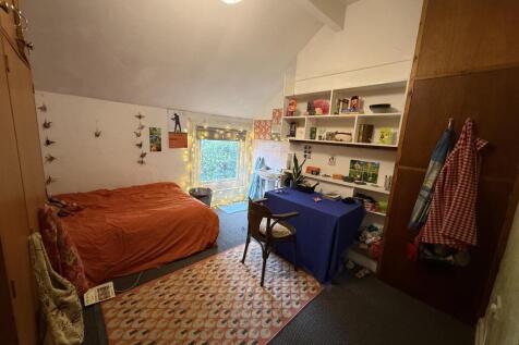9dr.room6.JPG