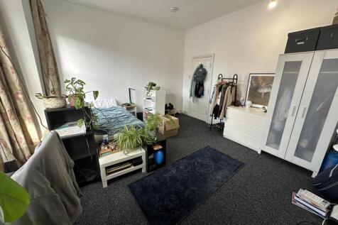 7hr.room4.JPG