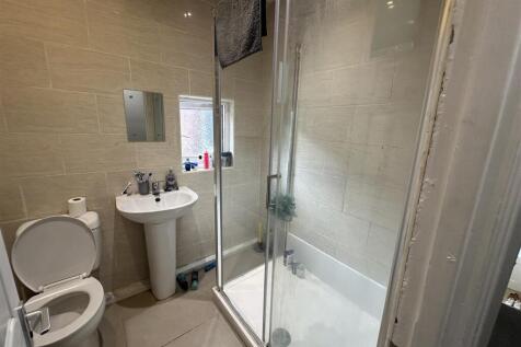 67da.shower2.JPG