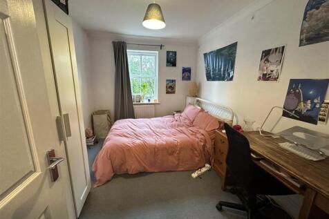 33dr.room2.JPG