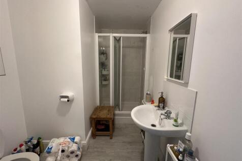 33dr.shower.JPG
