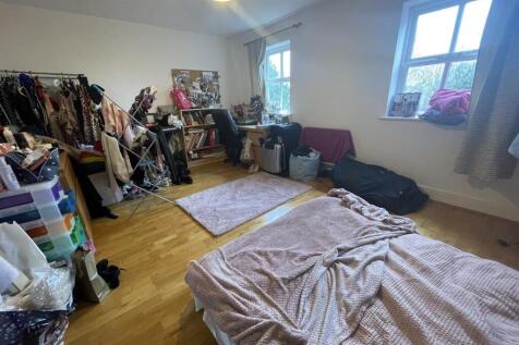 37dr.Room4.jpg