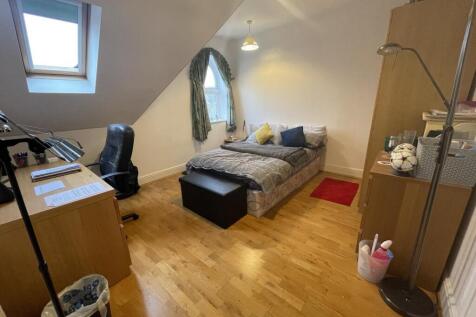 37dr.Room6.jpg