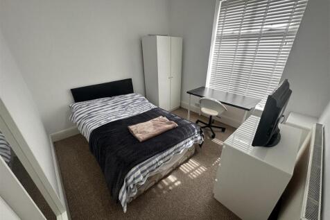 2kg.room1.JPG