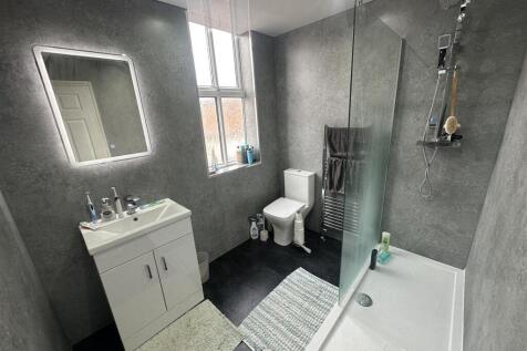 2kg.shower.JPG