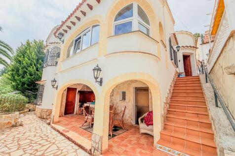 Property Image 4