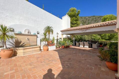 Property Image 37