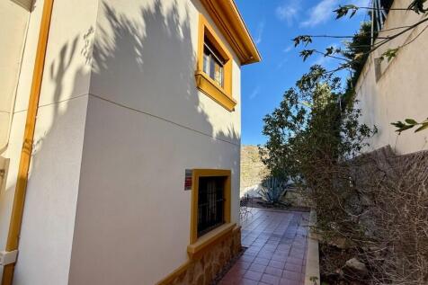 Property Image 37