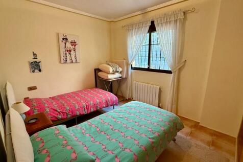 Property Image 38