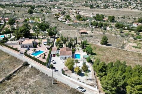 Property Image 8