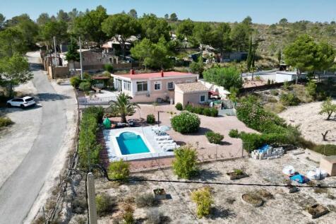 Property Image 4
