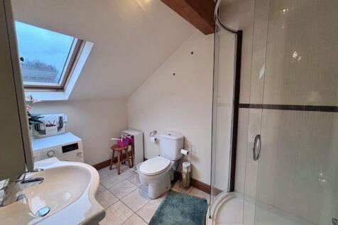 En Suite Shower Room