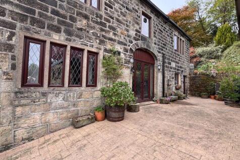 Rear Courtyard