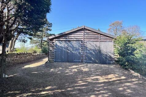 Detached Garage/Workshop