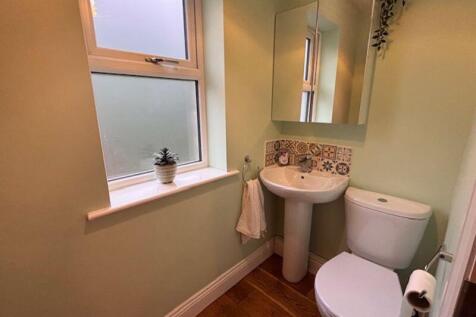 Ground Floor WC