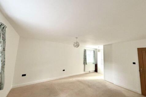 Bedroom 1 (ground floor)