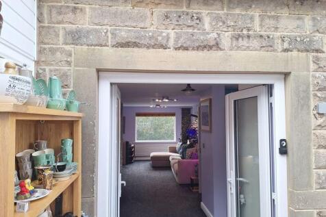 Conservatory to lounge